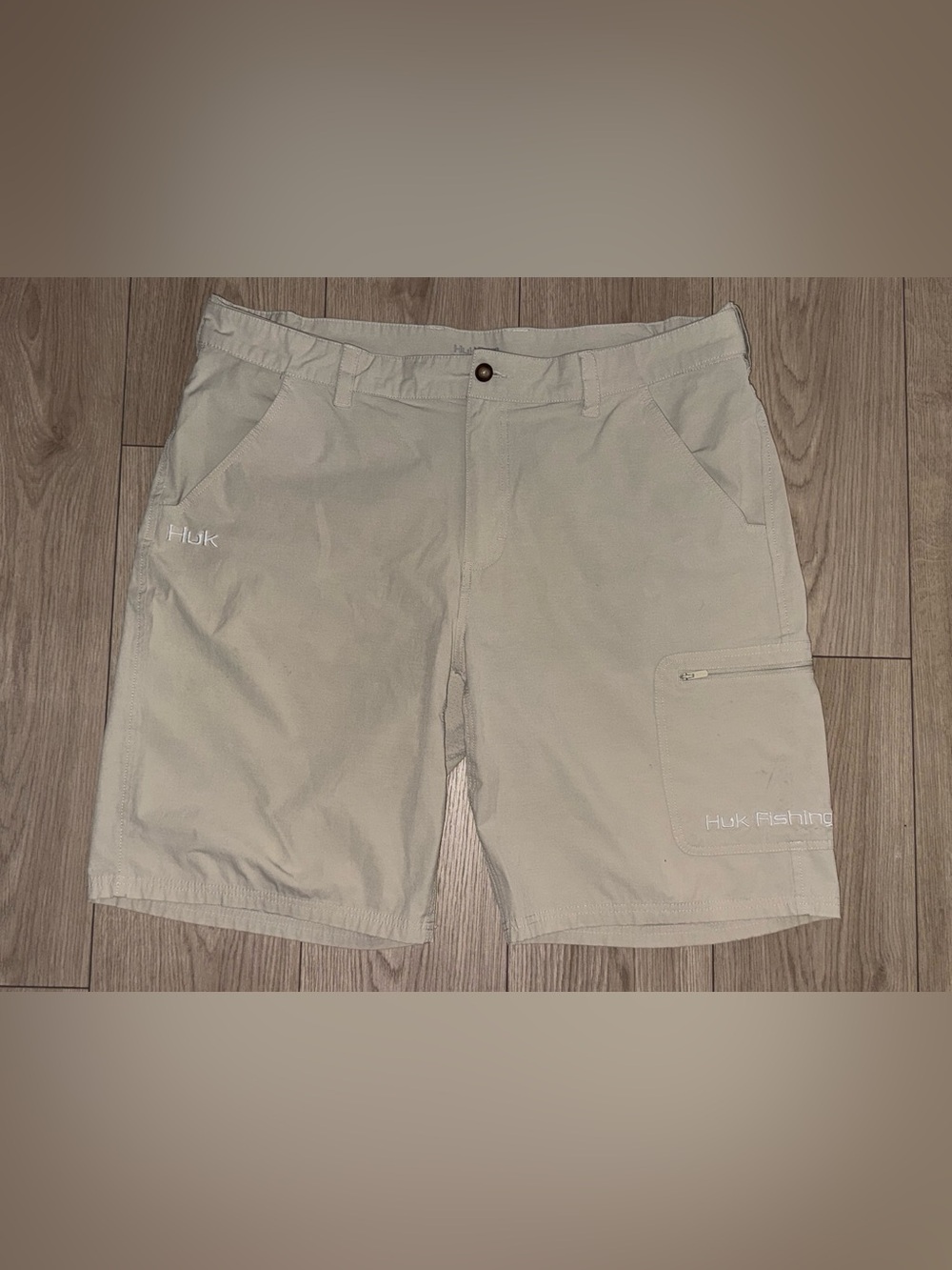 HUK Performance Hybrid Shorts Mens XXL Outdoor NextLevel 10.5 Inseam Light Khaki